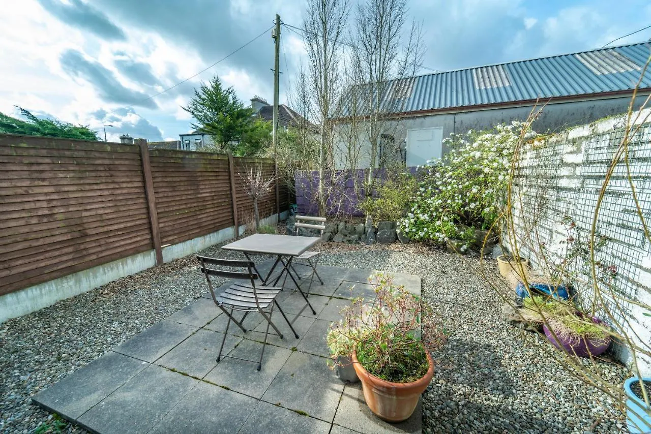 Holiday home Stylish, Spacious 3 Bedroom Townhouse Galway Ireland